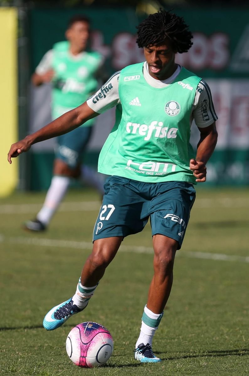 Palmeiras faz treino técnico intenso na Academia de Futebol