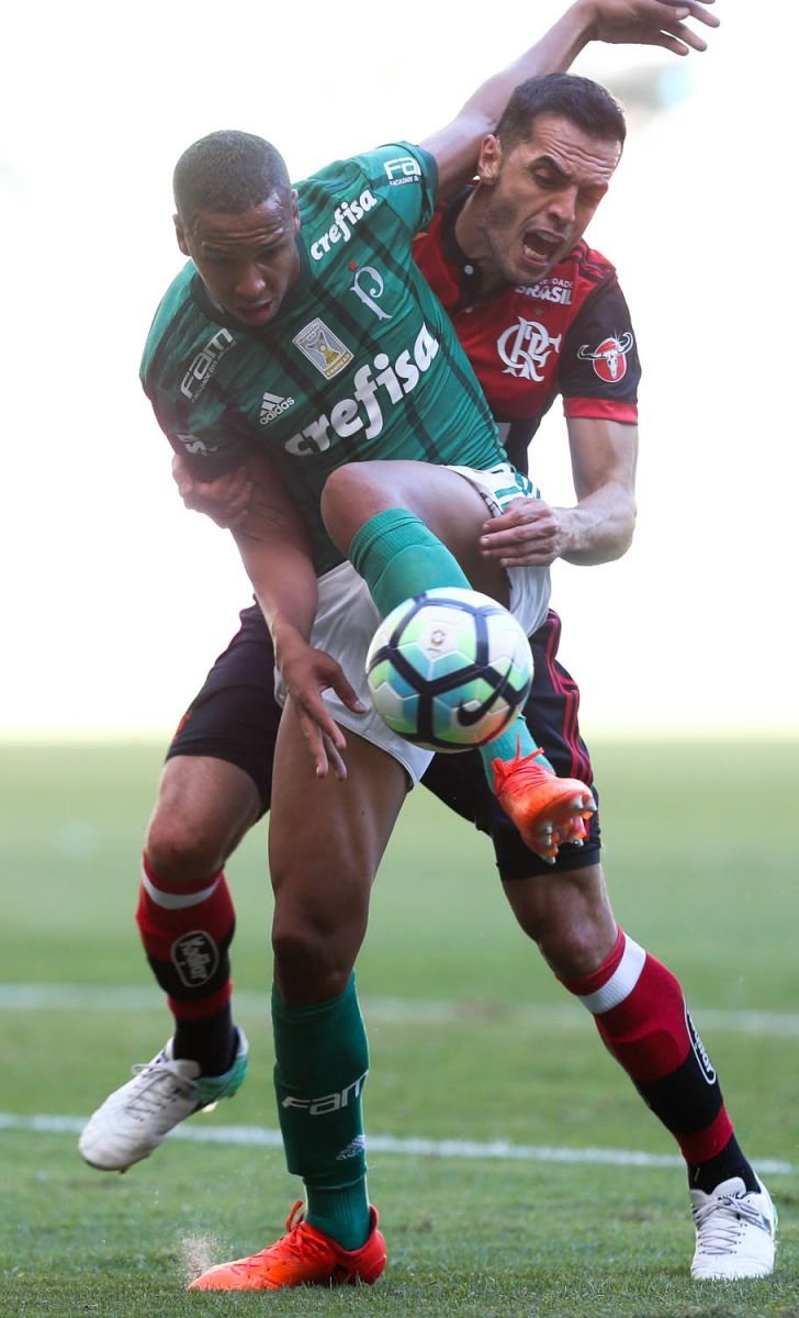 Gols de Deyverson ajudam Palmeiras a alcançar 60ª vitória no Allianz Parque
