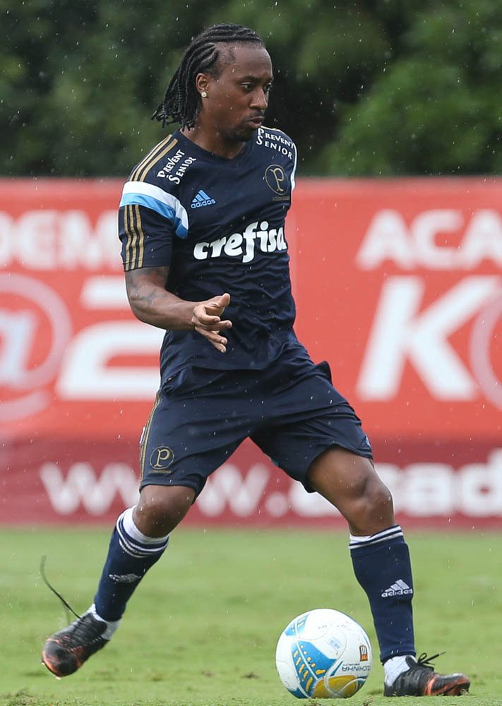 Verdão finaliza quarta-feira com treino de ataque contra defesa