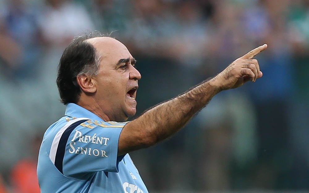 Oliveira exalta ‘reação maravilhosa’ e rasga elogios a Barrios: ‘Entrou com tudo’