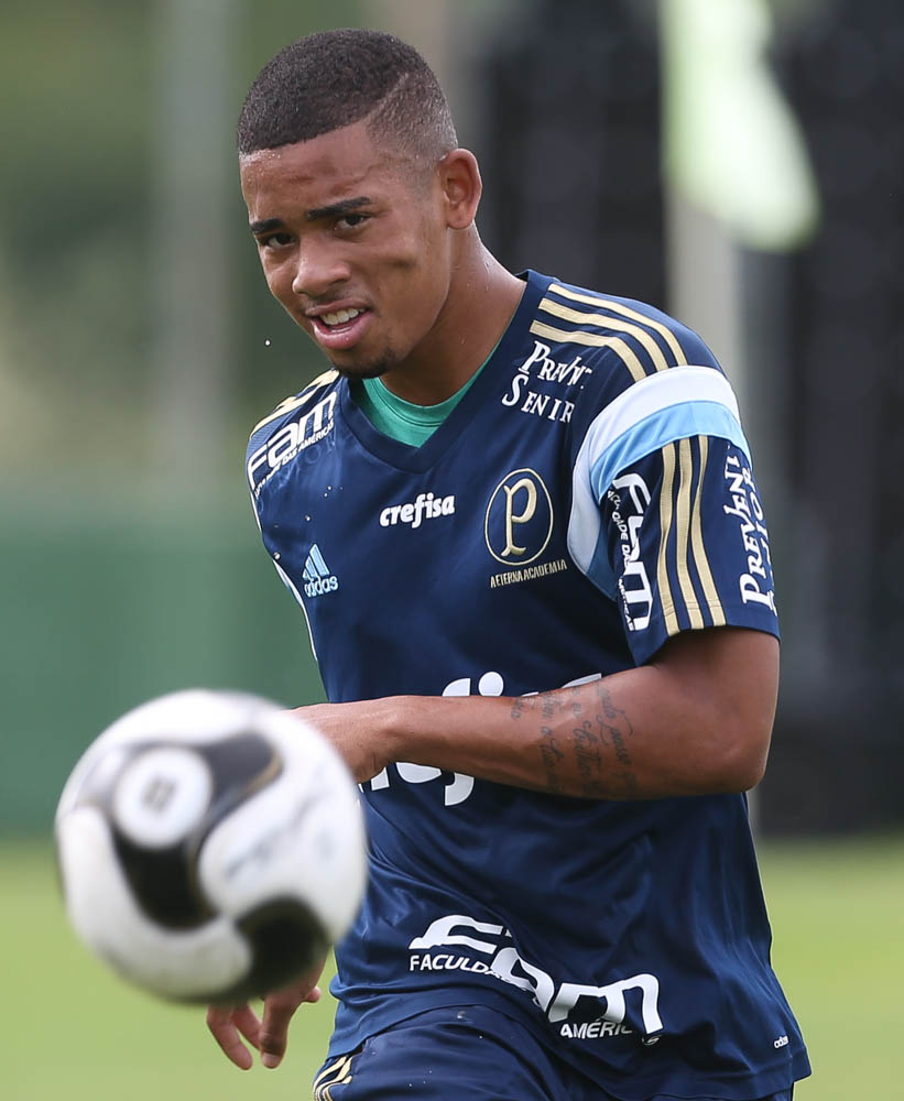 Palmeiras: Elenco treina em campo reduzido e aprimora posse de bola e raciocínio