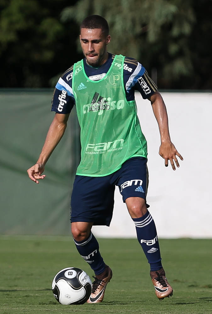 Palmeiras: Com Barrios, Cuca comanda treino tático e divulga lista de relacionados