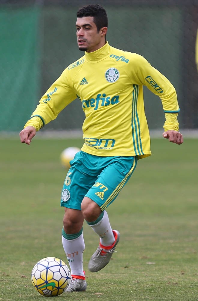 Verdão faz treino tático e aprimora finalizações antes de viagem a Curitiba-PR