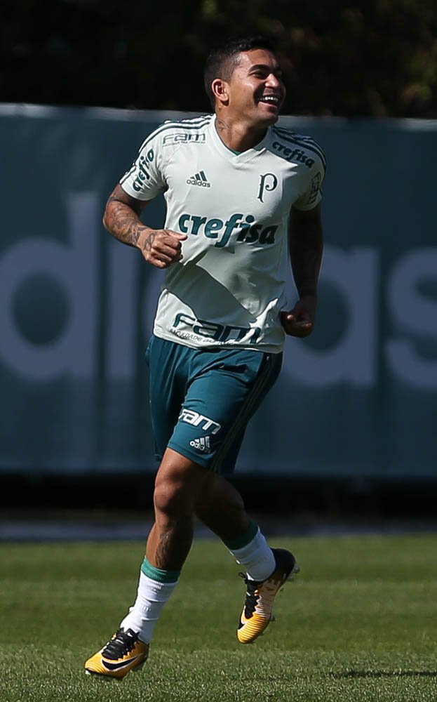 Verdão faz treino tático e encerra preparação para clássico contra Corinthians