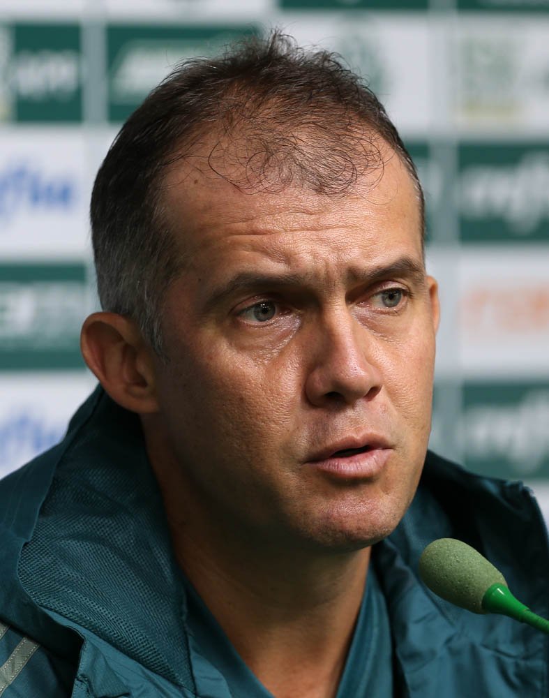 Baptista cita ‘força máxima’ por semi do Paulista e projeta Pacaembu: ‘Casa cheia’