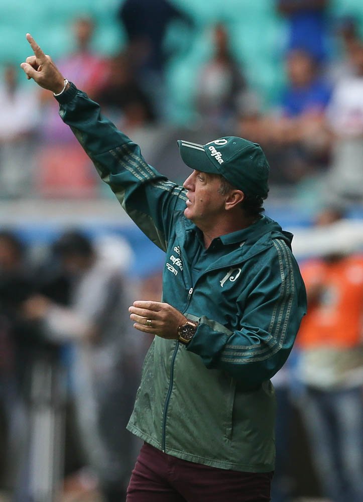 Cuca elogia Willian e vê placar justo na Fonte Nova: ‘Resultado merecido’