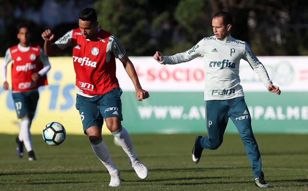 Verdão faz treino técnico em preparação ao duelo com a Ponte Preta