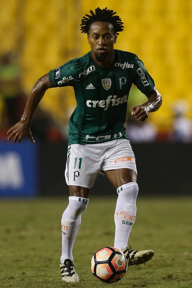 Zé Roberto atualiza marca de segundo atleta mais velho a jogar a Libertadores