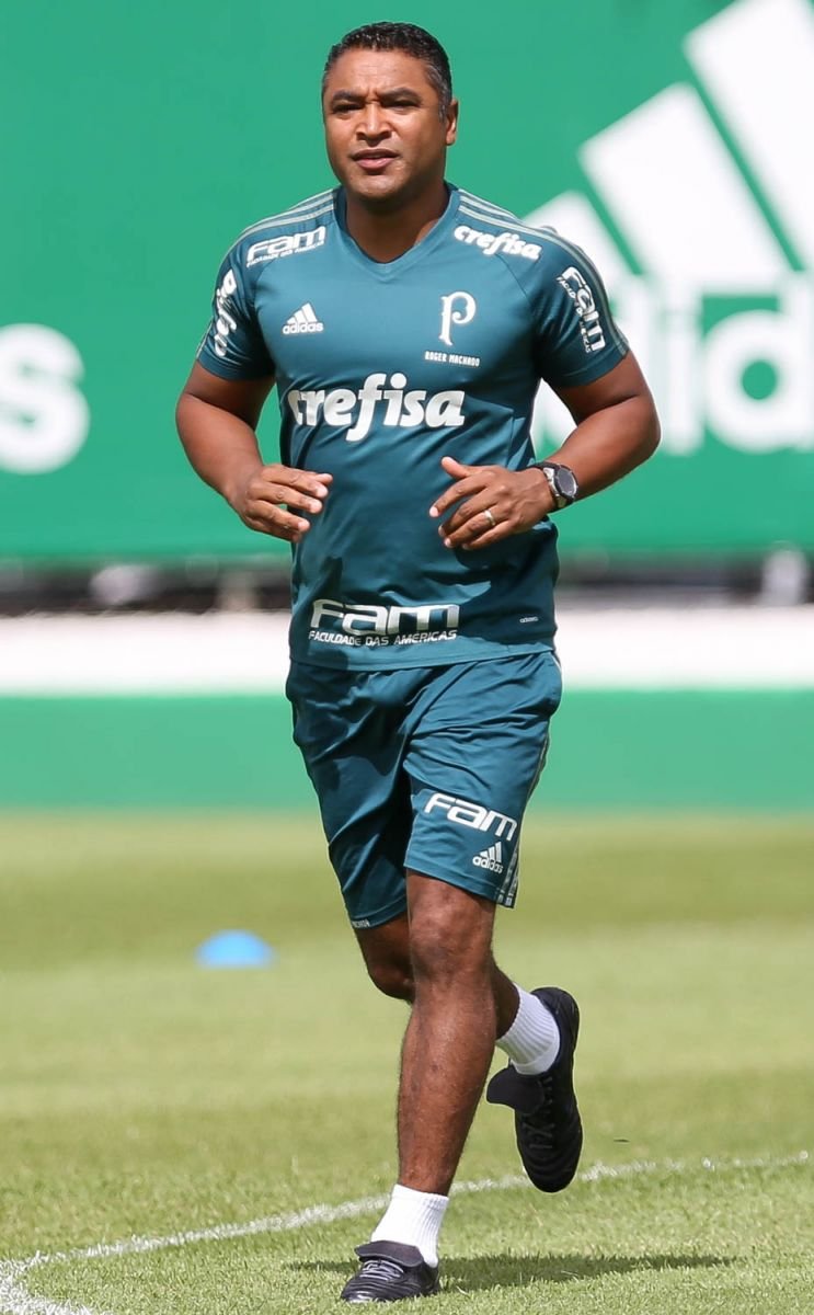 Verdão inicia quarta-feira com trabalhos físicos no gramado