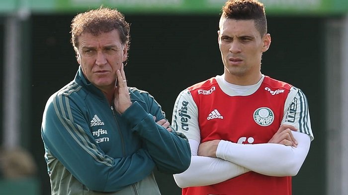Palmeiras faz mais um treino tático visando confronto com Chapecoense