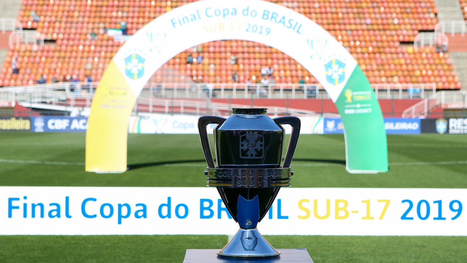 Com o título da Copa do Brasil Sub-17, Palmeiras chega a 39 taças levantadas no Pacaembu