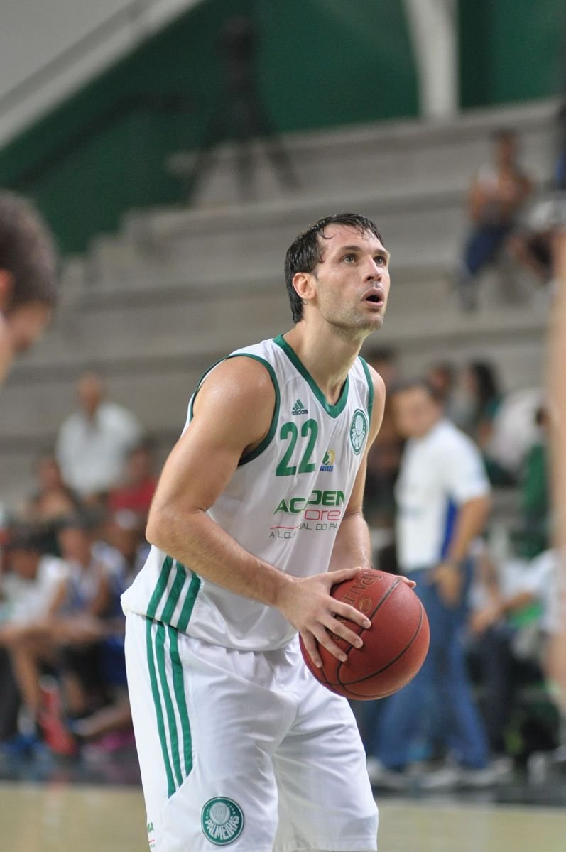 BASQUETE: Stanic vence votação dos armadores estrangeiros e será titular no Jogo das Estrelas