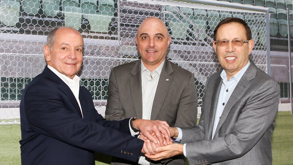 Palmeiras inaugura rede de escolas de futebol e fortalece integração com base