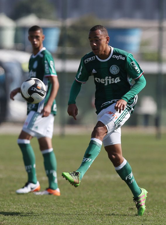 Sub-15 e Sub-17 do Verdão disputam confrontos diretos pelo Paulista