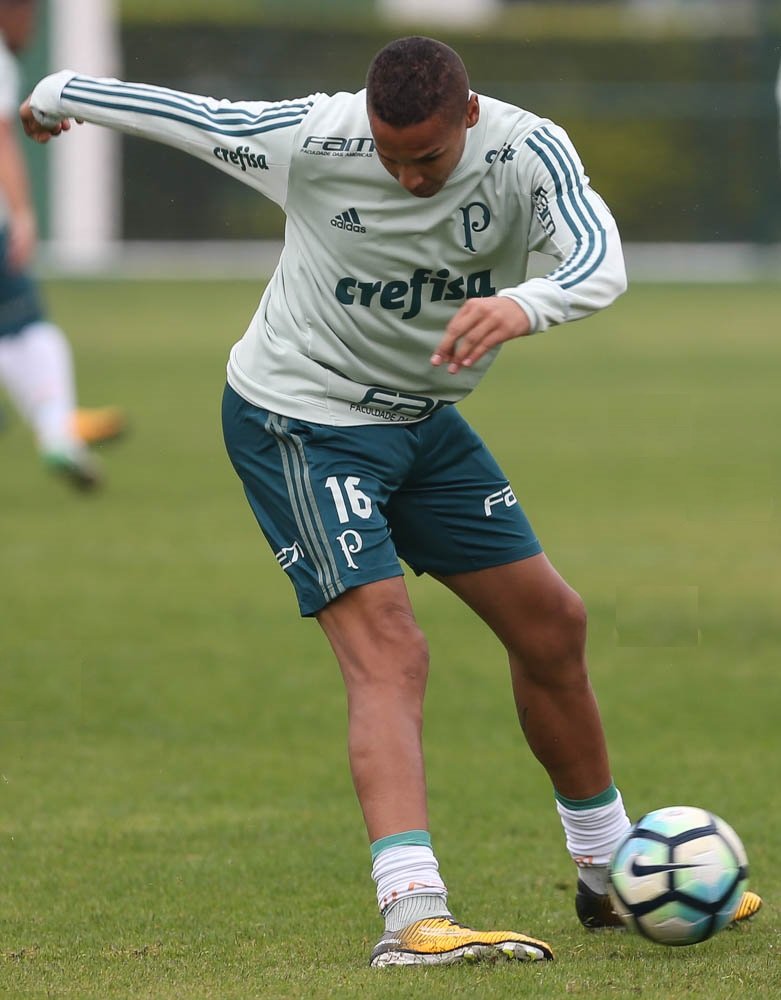 Verdão empata jogo-treino com o Red Bull na Academia de Futebol