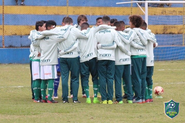 Verdão vence Chapecoense nos pênaltis e está na semifinal do torneio Base Brasil 2020