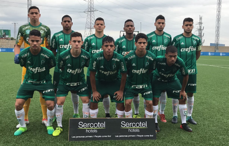 Sub-17 do Palmeiras é superado pelo Benfica na semifinal do Mundial de Clubes