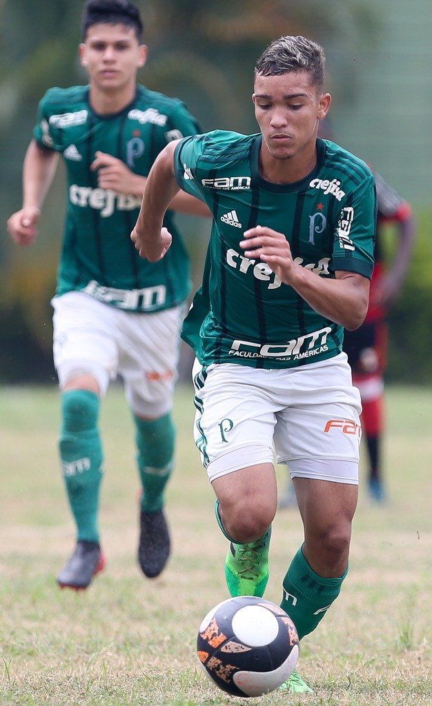 Sub-15 do Palmeiras vence o Osvaldo Cruz e segue líder na terceira fase do Paulista